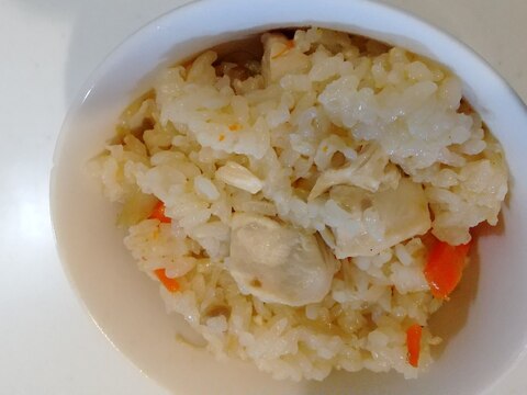 鶏ささみとイタリアンドレッシングの炊き込みご飯